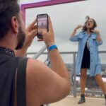 Carolina Loback Instagram - Obrigada, @samsungbrasil pelo convite pro #galaxynolollabr @rickyhiraoka já te falei, sou #teamgalaxy ♥️ Ainda bem que a gente trabalha com humor, não é mesmo, @ricardocubba ?