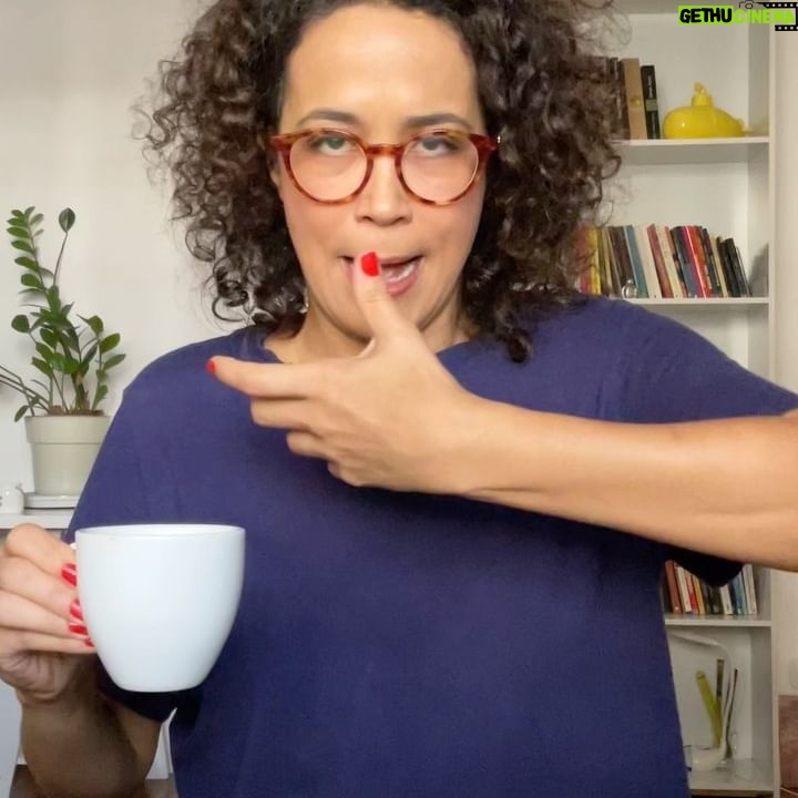 Carolina Loback Instagram - Bom dia!!! Queres umas pérolas? Tó! Bom sábado pra nós!!!