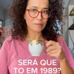 Carolina Loback Instagram - Bom dia! ☕️ Ih, gente, hoje não tem ovo no café… já já taco o cardápio aqui nos comentários. Boa segunda!!! #segunda #café #humor #mulher