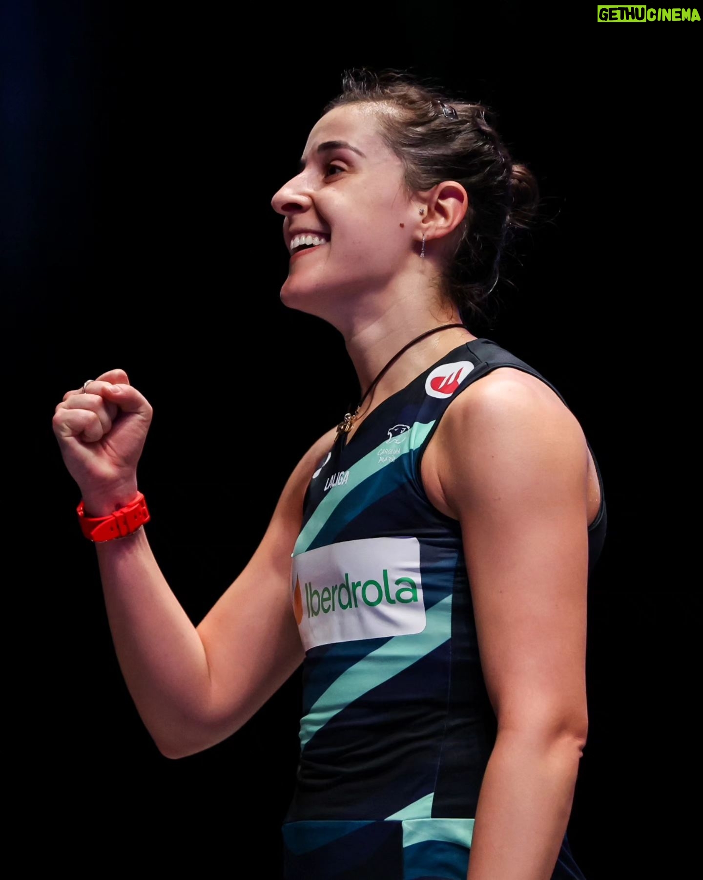 Carolina Marín Instagram - Back at the @allenglandofficial final 9 years later! Looking forward to enjoy tomorrow! Thanks for your support ❤️ De vuelta a una final de All England 9 años después! Con ganas de disfrutar mañana! Gracias por el apoyo 🫶 📸 @badmintonphoto_official #PuedoPorquePiensoQuePuedo