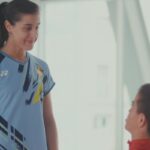 Carolina Marín Instagram - Estrenamos el 2ª capítulo de "Power: La fuerza de un sueño", con @fundacionsanitas‼️ Un testimonio del impulso colectivo hacia la inclusión y la excelencia deportiva en todos los ámbitos, incluyendo la alta competición 💪 Conoce el movimiento #PowerInclusión a través de nuestro deporte con @ivansegurae y yo, además de otros referentes 🏸 Un proyecto de Fundación Sanitas que desde hace más de 10 años trabaja para fomentar el #DeporteInclusivo