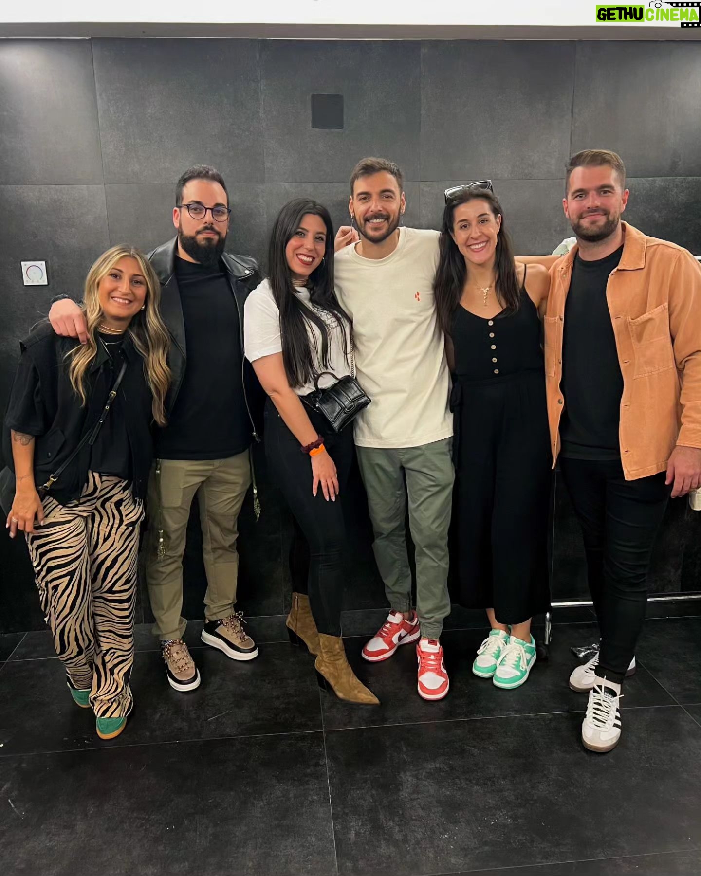 Carolina Marín Instagram - Qué bonita noche disfrutando de tu música @raule__ ✨