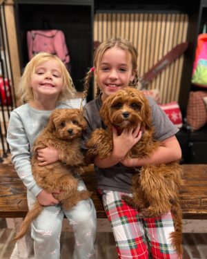 Caroline Hobby Instagram - Big times this thanksgiving. New puppy, Ruby Two. Got our ears pierced, no tears. New lashes, thanks @lashoutnashville 🫶, new blonde thanks @marissadanelle 🫶, great times with family. So much to be thankful for! A little girl w a puppy may be the truest representation of joy I have ever seen. 🥰