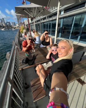 Caroline Buchanan Instagram - P!NK concert 🎶  Always been a fan!!!! Swipe across to see the @uci_cycling  World Championship time trial I won to @pink  JUST LIKE FIRE song!!! So amazing to finally see her live!!!