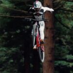 Caroline Buchanan Instagram - 🎥 What the videographers see vs what you see! @trekbikes Tune into @crankworx / @redbullbike TV to watch the first ever #womensslopestyle @fmbworldtour live Video// @jxn_visuals #fmbworldtour #crankworx #rotorua #womeninsport #trekbikes #mtb #mtblife #mtblifestyle #cycling