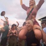 Caroline Buchanan Instagram - YTG weekend away @changing_tides_festival 👯‍♀️👯‍♀️ @elly_loo @jean_vdnl @ellescibz