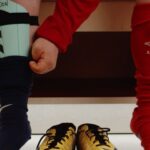 Caroline Graham Hansen Instagram - I dag, torsdag 21. mars, feirer vi Rockesokk-dagen, altså verdensdagen for Downs syndrom. Det er en dag med ekstra fokus på hvor viktig det er med mangfold og likeverd i samfunnet. Vi er alle unike og ulike – og det er plass til absolutt alle – så ta på deg to ulike, fargerike sokker og bli med på festen! PS: Hvorfor 21. mars? Å ha Downs syndrom betyr å ha 3 kromosomer av typen kromosom 21. Takk til Jon som jeg fikk spille mot i arbeidet med denne filmen. Du er en stjerne 🔥 #rockesokk #likemuligheter