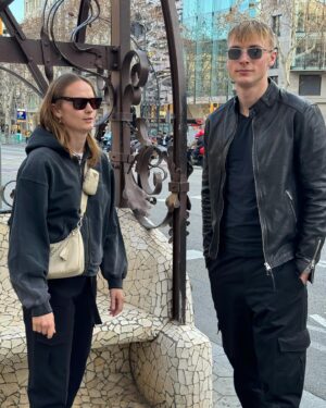 Caroline Graham Hansen Instagram - Mom’s photographer skills incoming 🤣 10/10 for the love captured ❤️❤️