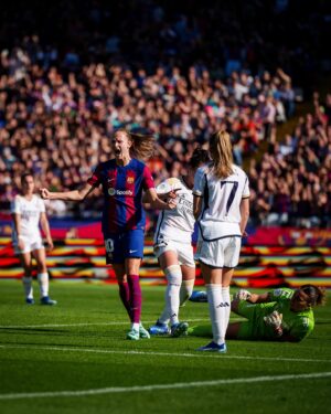 Caroline Graham Hansen Instagram - Ser del Barça és…
𝐞𝐥 𝐦𝐢𝐥𝐥𝐨𝐫 𝐪𝐮𝐞 𝐡𝐢 𝐡𝐚 💙❤️