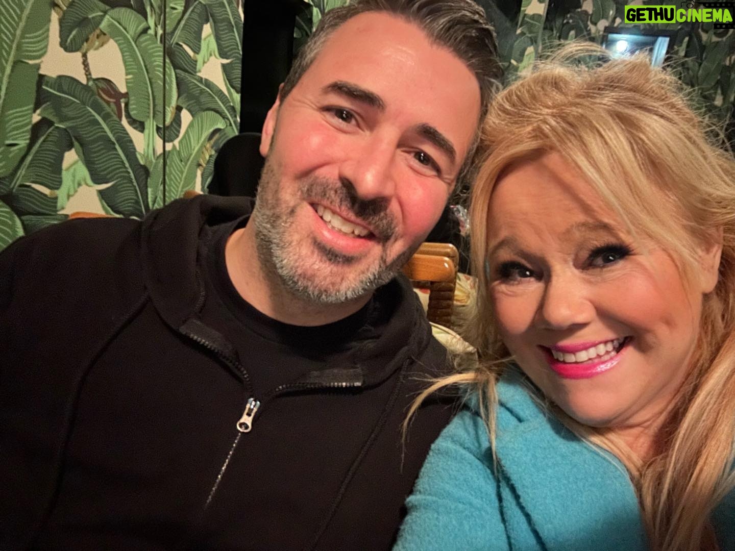Caroline Rhea Instagram - There are so many funny comedians that I love that you should all go see @peteleepeteleepetelee Go see him! #standupcomedy @thecomedystore