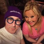 Caroline Rhea Instagram - No better way to end my Scottish tour then with International Treasure @alancummingreally . He is the most charming and talented of them all. Spending time with him might make up for the fact that someone on the plane on the way home said, “You look so familiar?” Before I could blurt out why he asked me “Are you a cab driver?” #scotland #funnypeople #standup Thank you so much if you came out to see me. You were all@so lovely. Many more pics to come.
