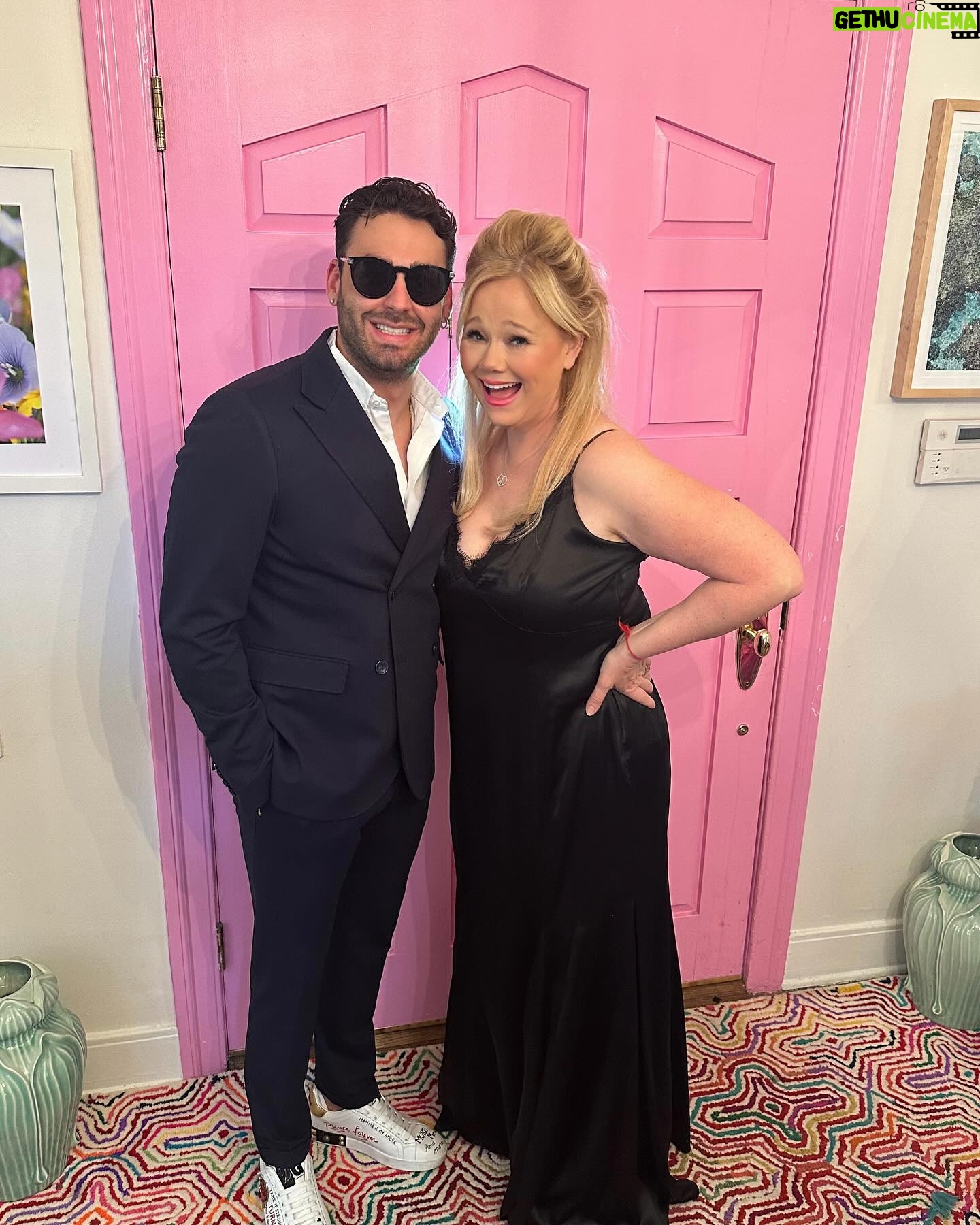 Caroline Rhea Instagram - #prom Thank you @lagencefashion for the beautiful dress. @racetoerasems was such a beautiful event. Thank you #nancydavis for being such an inspiring, funny woman. I haven’t worn sleeveless since I was 6 but @jamiethelawyer looks like he’s filming @missionimpossible from doing push ups so I started and I strongly recommend if you enjoy exercising while swearing. Also everyone should listen to this extraordinary singer @albertourso_official