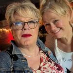 Caroline Rhea Instagram - Thank you my beloved Scotland for making me feel so at home. Thank you to the seagull who used their precision vision to poop not just on my head but directly into the bag that contained a brand new purchase. It really does bring good luck and an appreciation for enclosed tour buses. Thank you to the sweetest people who sold out the shows and brought me tablet (Scottish word for diabetes) Thank you for showing me that you can live on carbs alone and jam is totally acceptable on cheese. Thank you to the geniuses @lego for making a bagpiper out of @lego Thank you to @gildedballoon and @karenkoren for hosting me so last minute. Thanks to all the 3600 artists performing and making the world more beautiful. You must see @benjaminscheuer new show. He’s so truly gifted. Go and see the hilarious @megsstalter and the genius @eddieizzard Always good to be reminded where you come from in every way. #standup #edinburgh #witches #sabrina #comedywoman