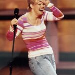 Caroline Rhea Instagram - Don’t be a loser and miss me this weekend (least Canadian thing I’ve ever said) @jokers905club in Toronto. This was at #ComicRelief when they threw me on before Chris Rock and my whole life was changed that night. I’m not bragging but I’m the perfect #MothersDay comedian. I miss mine so much so come share yours. See you soon, Love, Caroline