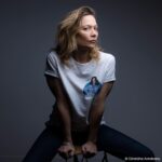 Caroline Vigneaux Instagram – Chaque année des femmes, des hommes et même des enfants sont drogués à leur insu dans le but d’abuser d’eux sans qu’ils ne puissent réagir ou parfois même en avoir conscience : on appelle ça la soumission chimique. 

Ça ne se passe pas seulement dans le milieu festif mais surtout dans la sphère privée, familiale. Cela peut arriver partout, à n’importe qui. C’est pourquoi je soutiens le mouvement #MendorsPas pour lutter contre ce fléau trop peu connu.

En cas de suspicion pour vous ou quelqu’un de votre entourage, rendez-vous sur : mendorspas.org

Soutenez le mouvement #MendorsPas avec le t-shirt @l.uniformeurbain dont la moitié des bénéfices sont dédiés à la lutte contre la soumission chimique et à l’accompagnement des victimes.

@mendorspas
@geraldine_aresteanu 

#mendorspas #combat #soutient