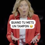 Caroline Vigneaux Instagram - "Et quand enfin tu as trouvé le bon trou, il faut trouver la bonne distance." @carolinevigneaux revient sur ce fameux moment où tu dois mettre un tampon (pour la première fois… ou toutes les autres 😂)   Le spectacle "Caroline Vigneaux croque la pomme", lundi 29 avril à 21:00