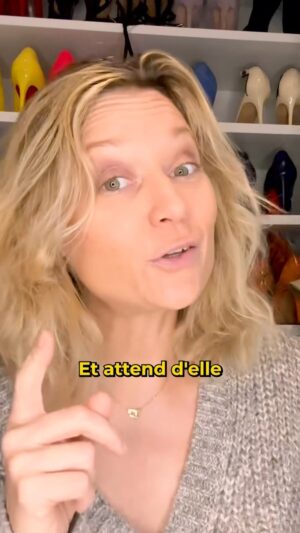 Caroline Vigneaux Instagram - Marguerite Durand, tu connais ? 
Une pionnière audacieuse du féminisme ! 💫

#journalisme #margueritedurand #histoire #feminisme #humour #comedie