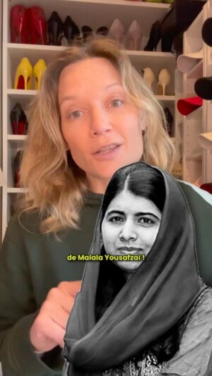 Caroline Vigneaux Instagram - Malala Yousafzai, tu connais ? 🧐

S’il y a bien une personne qui sait ce que c’est de se battre pour aller à l’école, c’est bien Malala Yousafzai ! 

Cette incroyable militante pour les droits de l’éducation a commencé à se battre pour cette cause alors qu’elle n’avait que 11 ans ! 

Elle a même survécu à une tentative d’assassinat par les talibans en 2012. Depuis, elle continue de faire entendre sa voix et de se battre pour un monde où chaque enfant aurait accès à une éducation de qualité. 📚

La classe ! 😎

#malalayousafzai #malala #education #ecole #droit #droitaleducation #droitsdesfemmes #inspirations #educationforall #educationforlife