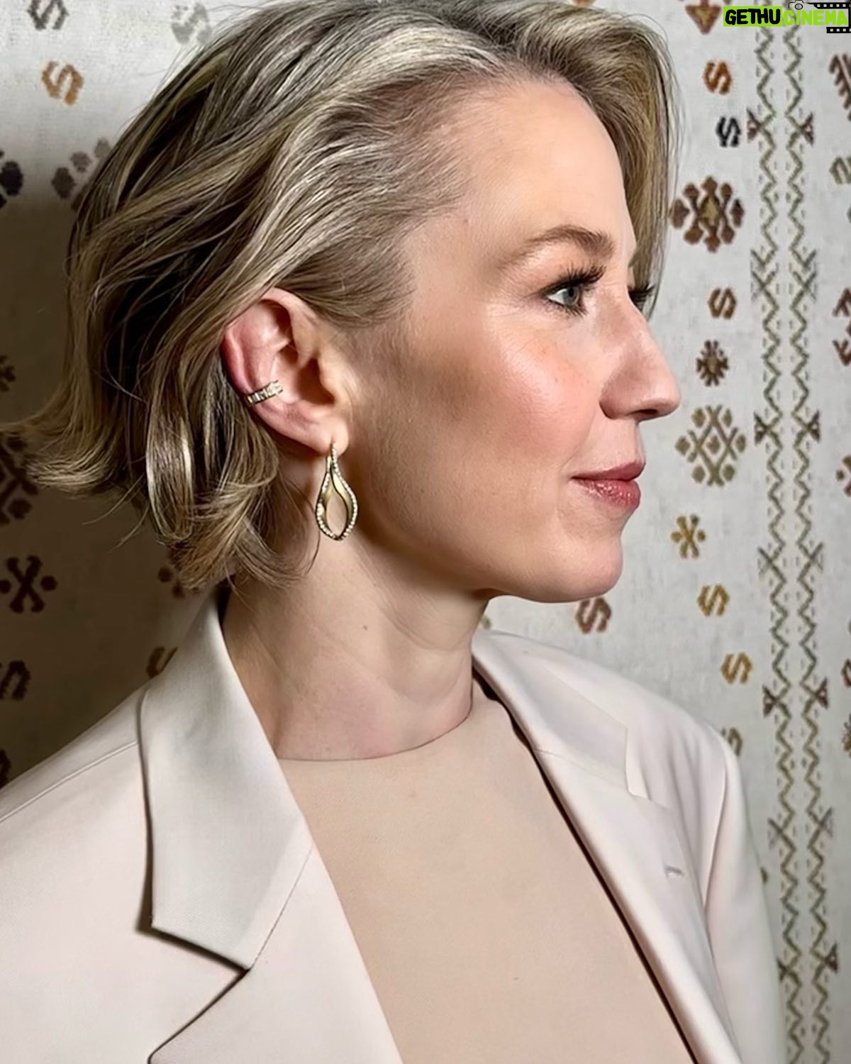 Carrie Coon - 7K Likes - Boston Strangler premier @brokenenglish @tods