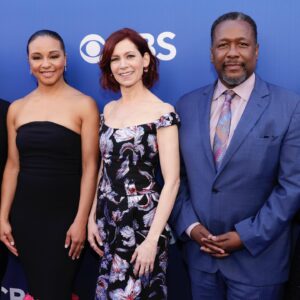 Carrie Preston Instagram - I loved celebrating #Elsbeth and the new @cbstv fall season in LA with some special people 💕

glam @shawnblairchristopher 
styling @andrewgelwicks 
outfit @markarian_nyc 
earrings @nickhorey 
rings @nicolerosejewelry & @goshwara