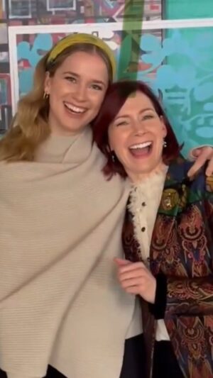 Carrie Preston Instagram - Another #Elsbeth episode = another iconic guest star! 🌟ELIZABETH LAIL Y’ALL! 🌟coming soon on @elsbethcbs