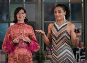 Carrie Preston Instagram - Dancing into this week’s #Elsbeth episode like...💃🕺Swipe for sneak peek photos! 📸