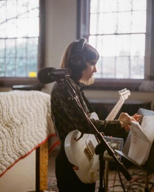 Carrie Brownstein Instagram - Tonight, on the eve of the @sleater_kinney album release, we’ll be airing clips from a TV special that we made; it’s part of an hour-long live stream. For the special, we went back into the studio and recorded live versions of four of the album’s songs. Also in the special are band interviews, insight into the making of PoW, and a psychic telling us about our future prospects. 🔮Along with the pre-taped content, we’ll perform two more songs live and the psychic will be there to predict YOUR future. (Ask your questions during the stream). Tune in at 6 PM PT. Link for stream in bio. [📸 @__kmurphy__ ]