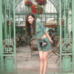 Carrie Wong Instagram - Live life in full bloom 💐 Discover the collection at a Gucci store near you. @Gucci #Gucci