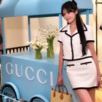 Carrie Wong Instagram - Bloom baby, bloom 💐⛱️ @gucci #GucciLido #Gucci