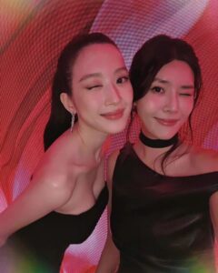 Carrie Wong Instagram - With the True Beauty 🫶 @m_kayoung @tumitravel #TUMIAsra #MunKaYoung