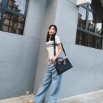 Carrie Wong Instagram - brb otw to dinner 🙇🏻‍♀️