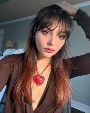 Cassady McClincy Instagram - Everywhere in winter🕯️🐉👅
