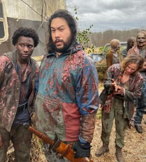 Cassady McClincy Instagram - Penultimate episode of @amcthewalkingdead is airing tonight! As you can see, this one was such a blast being covered in guts, yoga and games and naps and all the shenanigans at lunch, and a hell of a lot of hard work from everyone.♥️🤸🏻‍♀️ 

more to come after it airs to avoid spoilers😉👋🏼🤫