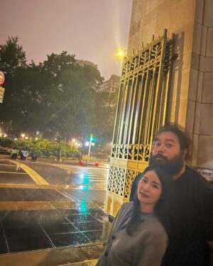 Cassady McClincy Instagram - Wet bangs in New York🧚🏼‍♀️
Lots of icecream, screaming for friends, icecream, screaming with friends, icecream, etc. 
New York, I love you, butilostmyvoicefromallthescreamingandlactose