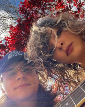 Cassady McClincy Instagram - Springtime psychosis pt2
~bud🌷