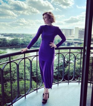 Cassidy Freeman Instagram - 💎💎💎
👗: @meinacio @tibi 
💄: @laurenandersen 
💇🏼‍♀️: @bucciojb