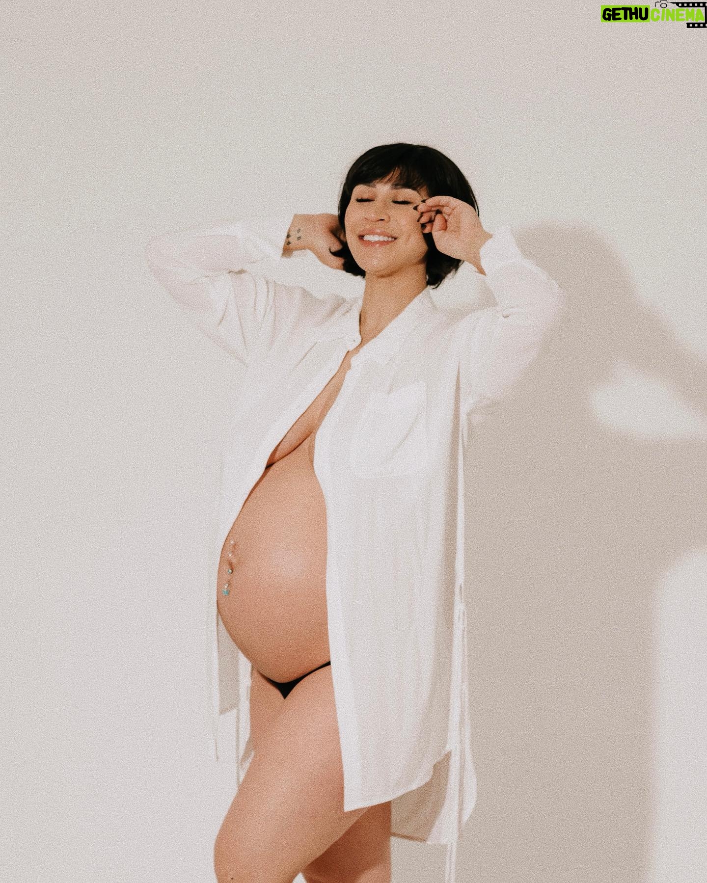 Cassie Steele - 28K Likes - 38 Weeks! It’s officially my birth month and we’re so excited 🥲❤️! Thank you @sonegophotos for capturing all these moments 🥰🥰🥰 #maternityphotography #maternityshoot