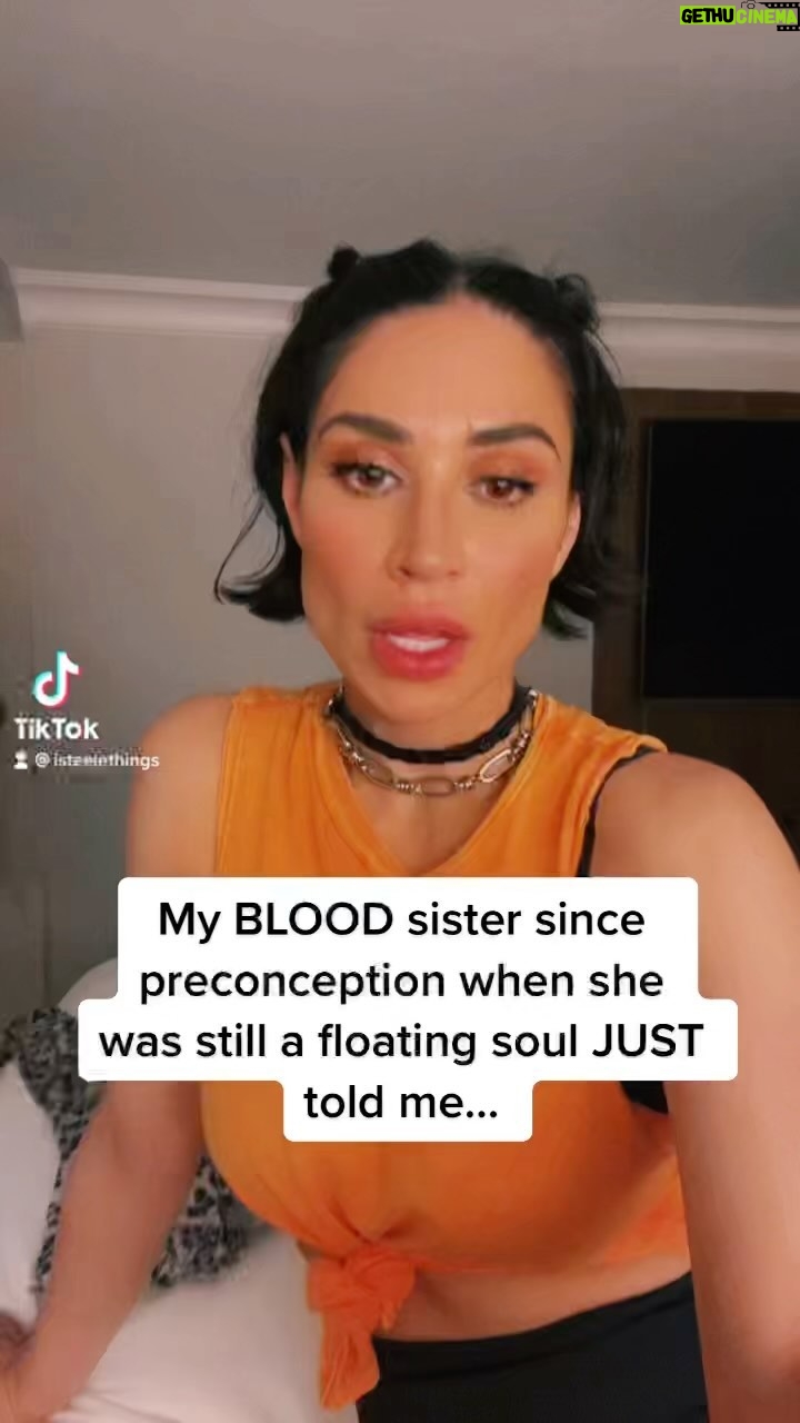 Cassie Steele - 16.1K Likes - Sis, don’t do me like this! @alexasteele #siblings #sistersister