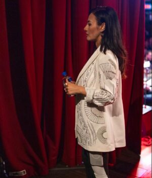 Cat Ce Instagram - Thanks for all the people who came out to our show @irvineimprov 🙌 fun crowd, fun time 💜love #standupcomedy #laughteristhebestmedicine ❤️my next show @breaimprov will be on Sep.18👏tickets link in my bio