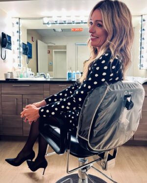 Cat Deeley Instagram - Back in the New York Groove with @LiveKellyAndMark to talk about all things #SYTYCD !! ❤️✨🗽🍎 #NYC