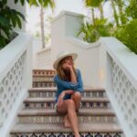 Cat Deeley Instagram - 72 hours in #Cabos !! Sunrise strolls, refreshing swims, feathered friends, Mama whale and her calf, lazy baths, early nights, lots of coffee, and maybe a spicy margarita or two 😉 I’m a very lucky lady 💛 @oneandonlypalmilla #vacation #mexico