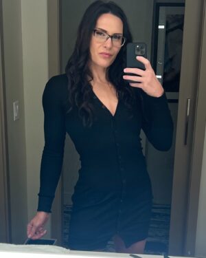 Cat Zingano Instagram - I’ve noticed my IG is automatically following and unfollowing people without me. This happening to anyone else? 
And why?? Doesn’t Zucker like grappling and mma?
#thingsthatmakeyougohmmm 🤔🧐🤨