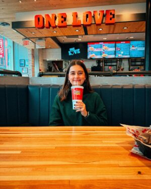 Catarina Rebelo Instagram - the one where she goes to central perk ❤️‍🔥 NYC