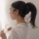 Catarina Filipe Instagram – PUB | Sempre tive pele com tendência acneica, ultimamente os break outs voltaram em força e mudei a minha rotina para combater as imperfeições. A minha night routine é rapida mas eficaz, em três minutos e com 3 passos, limpo, cuido e hidrato a minha pele. 

A gama controlo de imperfeições @cerave entrega tudo o que estou a precisar neste momento sem complicações e desenvolvida com dermatologistas 🫧 

#CeravePT #CeraLover #clearituplikeaderm
