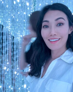 Catherine Haena Kim Instagram - “The universe at this moment in time can never be seen again” - @teamlab_borderless 🗼🌙
