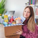 Catherine Francoeur Instagram – Unboxing Bath&Body Works ✨🩷 J’avais besoin (ok non, j’avais envie de) nouvelles bougies 🕯️, j’avais besoin (ça c’est vrai) de recharges pour savon à main 🫧(tellement plus écologique de remplir les bouteilles que j’ai déjà) et je me suis laissée tenté par des nouveautés : bombes pour le bain, savons en barre et shampoing 🛁 !