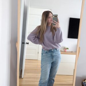 Catherine Francoeur Instagram - Souvenirs d'hiver pour laisser place au printemps 🤍🌷
1, 2, 3 - 1 an pour Julia, 3 gâteaux et aucun qu'elle a aimé 😅
4 - Fleurs pour Fudge 🫶🏻
5 - Beaaaaucoup d'écriture et deux romans de completés 
6 - Ménage ménage ménage 
7 - Promenades sous le soleil 
8 - Mon outfit pref du moment 💜
9 - Bébé grande fille 🥲🤍
10 - Plans de grandeur pour notre maison

Excitée pour le beau temps et la chaleur, maintenant ! 🥰