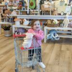 Catherine Francoeur Instagram – Souvenirs d’hiver pour laisser place au printemps 🤍🌷
1, 2, 3 – 1 an pour Julia, 3 gâteaux et aucun qu’elle a aimé 😅
4 – Fleurs pour Fudge 🫶🏻
5 – Beaaaaucoup d’écriture et deux romans de completés 
6 – Ménage ménage ménage 
7 – Promenades sous le soleil 
8 – Mon outfit pref du moment 💜
9 – Bébé grande fille 🥲🤍
10 – Plans de grandeur pour notre maison

Excitée pour le beau temps et la chaleur, maintenant ! 🥰