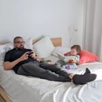 Catherine Francoeur Instagram - May photo dump 🌼💐🌸 Des fleurs, des beaux moments en famille, un chat complètement fou, de la bouffe et un bébé énergique 🤍🫶🏻