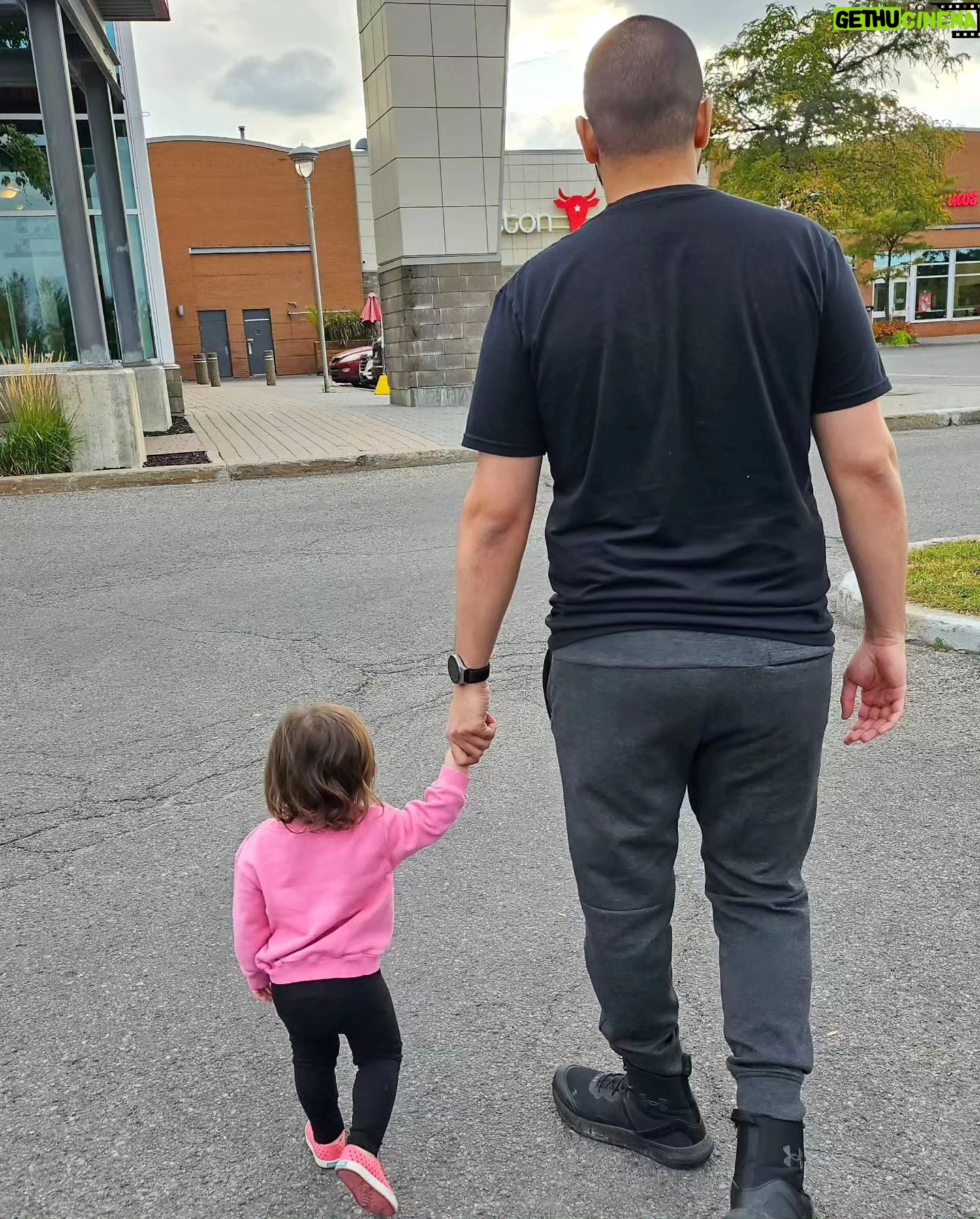 Catherine Francoeur Instagram - Petit dernier photo dump d'été avant de me mettre en mode automne 🌻🌼🍂🍁 Un été somme toute bien tranquille, parsemé de petites activités en famille, exactement ce que j'avais en tête 🤍